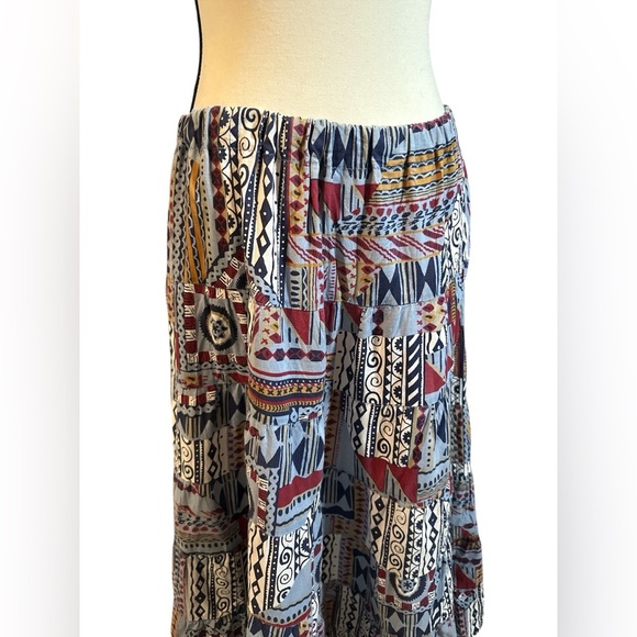 Colorful Geometric Maxi Skirt - Picture 2 of 4